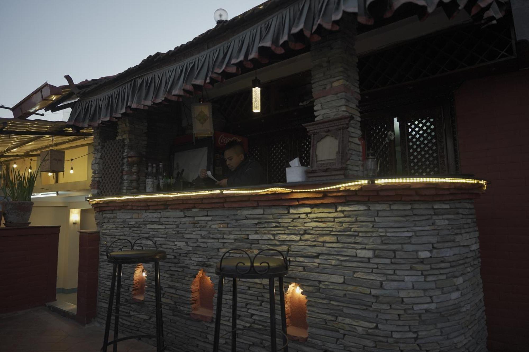 Cosy Hotel Bhaktapur Exterior foto