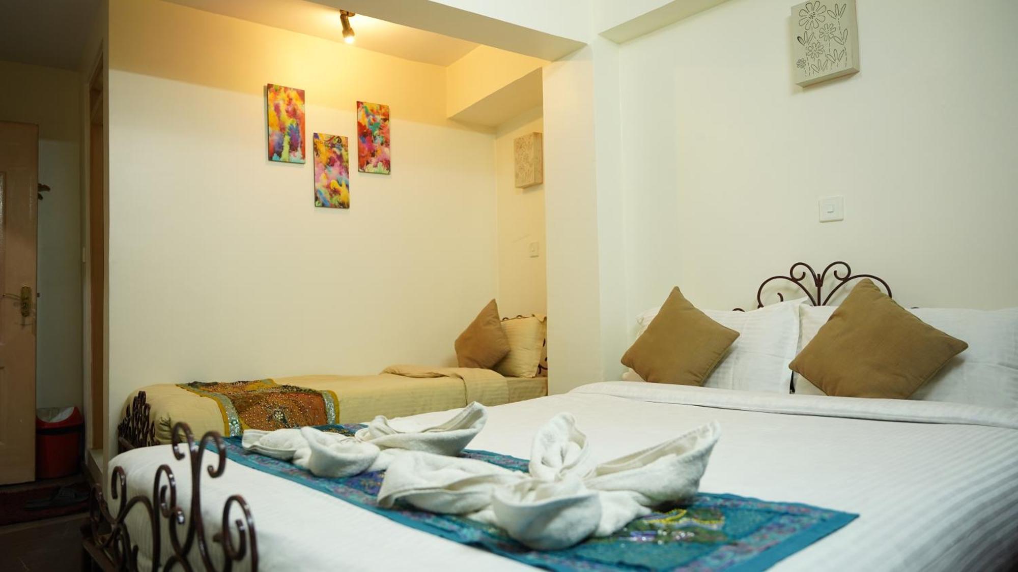 Cosy Hotel Bhaktapur Exterior foto