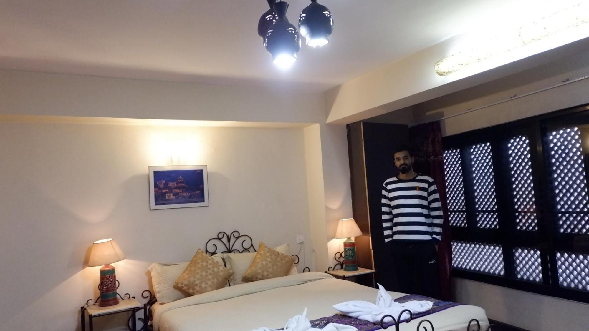 Cosy Hotel Bhaktapur Exterior foto
